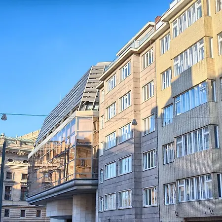 Ostrovni 7 Apartment